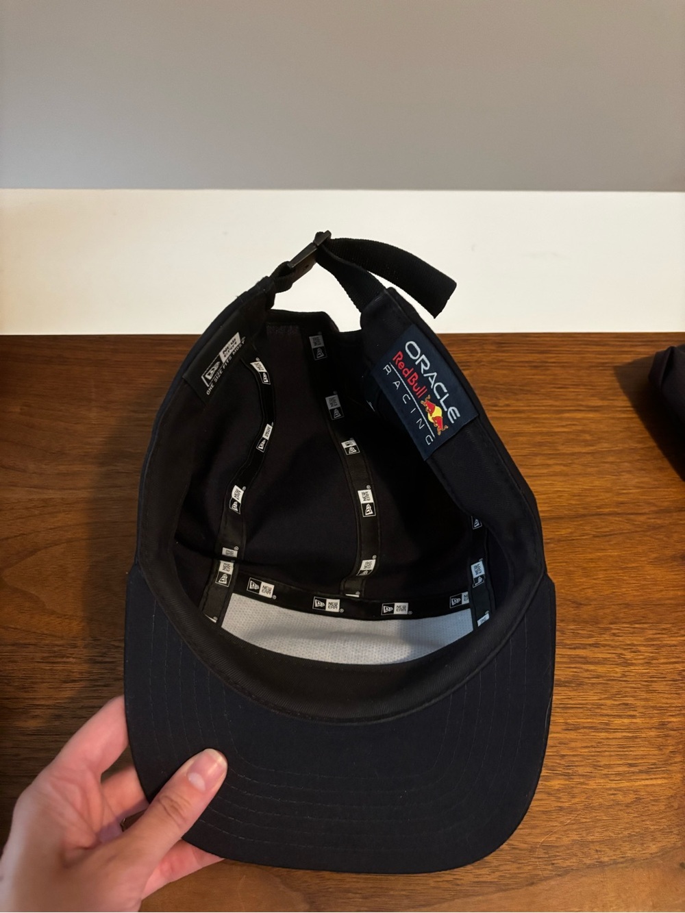 Oracle Red Bull Racing Hat - Picture 3 of 3